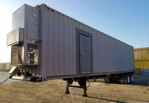 Mobile cleanroom trailer image